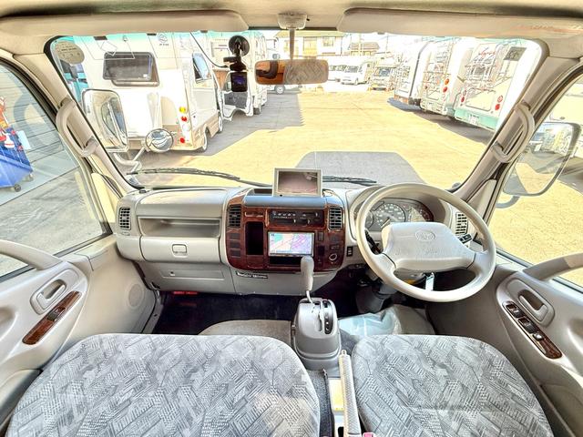 カムロード キャンピングワークス オルビス ユーロ ディーゼル レンタアップ車 タイベル交換済 家庭用エアコン FFヒータ- リアヒーター トリプルサブバッテリー サイドオーニング マルチルーム 電子レンジ(46枚目)