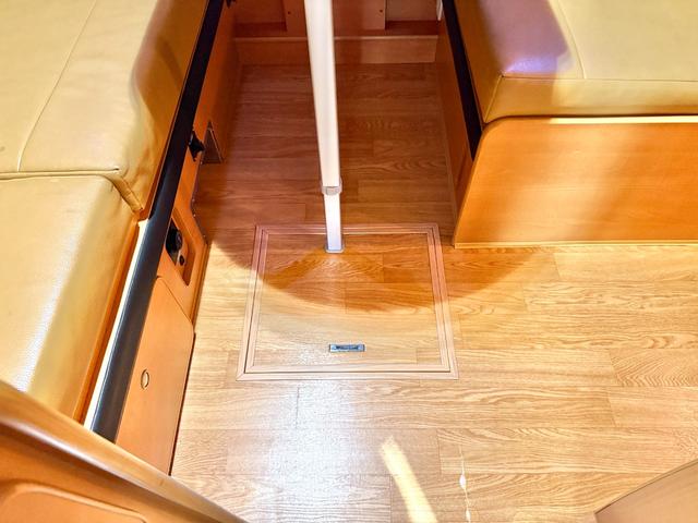 カムロード キャンピングワークス オルビス ユーロ ディーゼル レンタアップ車 タイベル交換済 家庭用エアコン FFヒータ- リアヒーター トリプルサブバッテリー サイドオーニング マルチルーム 電子レンジ(73枚目)