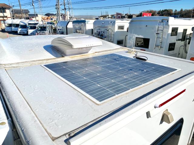 ハイゼットトラック JPスター ハッピー1プラス 4WD スマアシ 400Aリチウム 12Vクーラー FFヒーター 電動オーニング 3000Wインバーター サイクルキャリア マックスファン 冷蔵庫 電子レンジ ソーラーパネル 前後スタビ 前後ショック(21枚目)