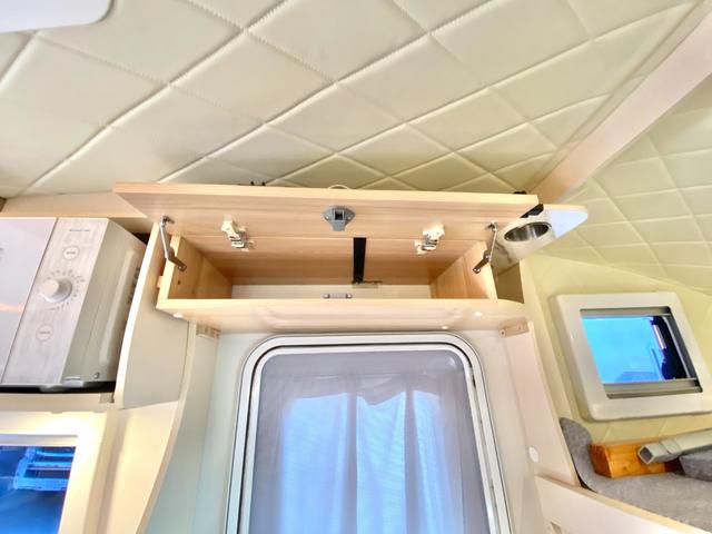 ハイゼットトラック JPスター ハッピー1プラス 4WD スマアシ 400Aリチウム 12Vクーラー FFヒーター 電動オーニング 3000Wインバーター サイクルキャリア マックスファン 冷蔵庫 電子レンジ ソーラーパネル 前後スタビ 前後ショック(63枚目)