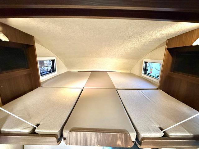 カムロード 　バンテック　コルドリーブス　ディーゼル４ＷＤ　ダブルタイヤ　ワンオーナー車　家庭用エアコン　ＦＦヒータ－　前後社外ショックアブソーバー　トリプルサブバッテリー　１５００Ｗインバーター　電子レンジ（7枚目）