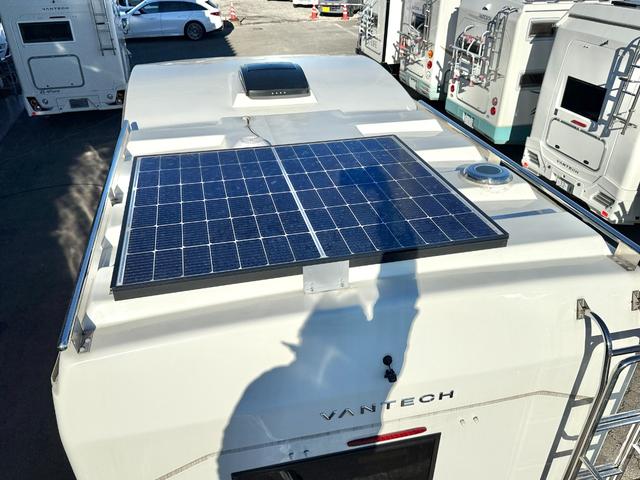 カムロード 　バンテック　コルドリーブス　ディーゼル４ＷＤ　ダブルタイヤ　ワンオーナー車　家庭用エアコン　ＦＦヒータ－　前後社外ショックアブソーバー　トリプルサブバッテリー　１５００Ｗインバーター　電子レンジ（23枚目）