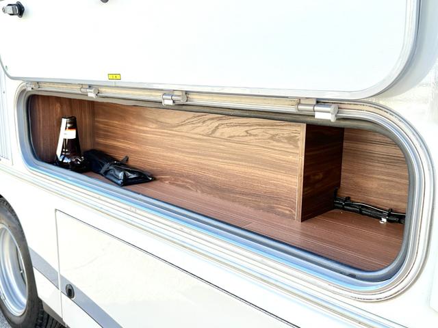 カムロード 　バンテック　コルドリーブス　ディーゼル４ＷＤ　ダブルタイヤ　ワンオーナー車　家庭用エアコン　ＦＦヒータ－　前後社外ショックアブソーバー　トリプルサブバッテリー　１５００Ｗインバーター　電子レンジ（36枚目）