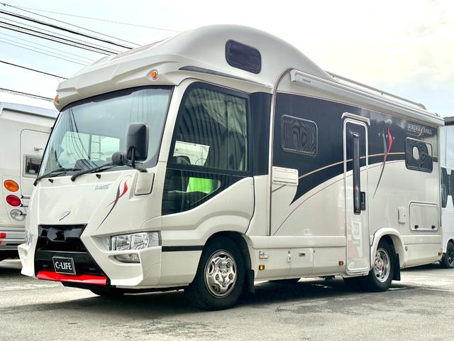コースタービッグバン 　ナッツＲＶ　ボーダーバンクス　タイプＴ　エボリューション　後部オリジナルオーダー仕様　１０名乗車　家庭用エアコン　ＦＦヒーター　温水ボイラー　９０Ｌ給排水タンク　マルチルーム　カセットトイレ（27枚目）