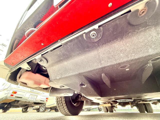 コースタービッグバン 　ナッツＲＶ　ボーダーバンクス　タイプＴ　エボリューション　後部オリジナルオーダー仕様　１０名乗車　家庭用エアコン　ＦＦヒーター　温水ボイラー　９０Ｌ給排水タンク　マルチルーム　カセットトイレ（29枚目）