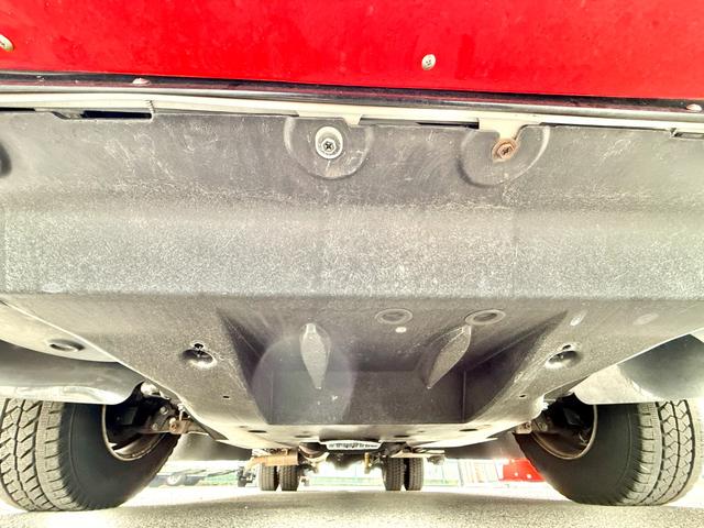 コースタービッグバン 　ナッツＲＶ　ボーダーバンクス　タイプＴ　エボリューション　後部オリジナルオーダー仕様　１０名乗車　家庭用エアコン　ＦＦヒーター　温水ボイラー　９０Ｌ給排水タンク　マルチルーム　カセットトイレ（30枚目）