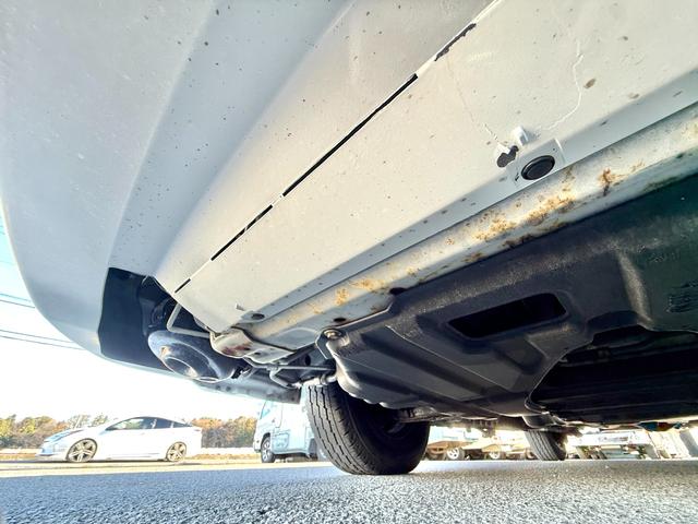 ハイエースワゴン 　ファンルーチェ　セレンゲティ　ツインサブバッテリー　ＦＦヒータ－　リアヒーター　リアクーラー　２０００Ｗインバーター　サイドオーニング　ルーフベント　テレビ　１２Ｖ冷蔵庫　外部充電　キッチン　コンロ（23枚目）