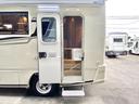 　バンテック　ジル　７名乗車　リアダブルタイヤ　家庭用エアコン　アラウンドビューモニター　レカロシート　ワンオーナー　フローティングナビ　温水ボイラー　ＦＦヒーター　電動ステップ　ソーラーパネル（50枚目）
