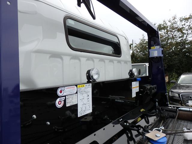 キャンター フラトップゼロ　積載３ｔ　ＡＴ車　ＮＥＷモデル　液晶メーター　左右アオリ開閉　ＮＥＷモデル　フル液晶ディスプレイ　純正バックモニター　ＬＥＤライト　衝突被害軽減ブレーキ　車線逸脱警報装置　メーカー保証継承付き　イージーアクセスキー（14枚目）