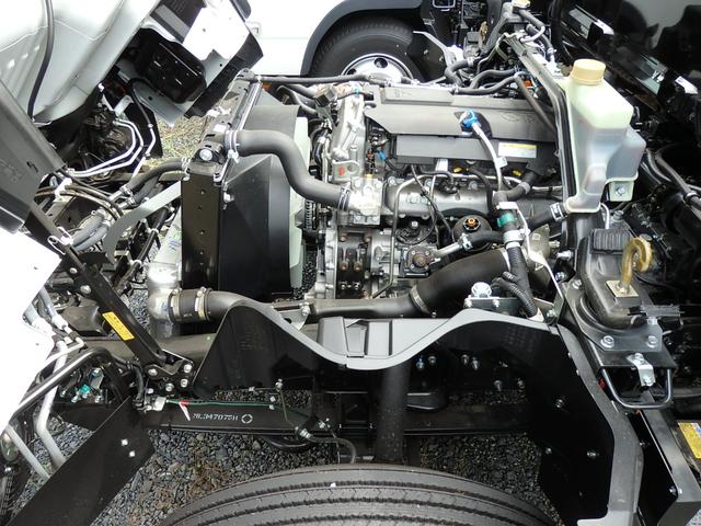 キャンター フラトップゼロ　積載３ｔ　ＡＴ車　ＮＥＷモデル　液晶メーター　左右アオリ開閉　ＮＥＷモデル　フル液晶ディスプレイ　純正バックモニター　ＬＥＤライト　衝突被害軽減ブレーキ　車線逸脱警報装置　メーカー保証継承付き　イージーアクセスキー（16枚目）