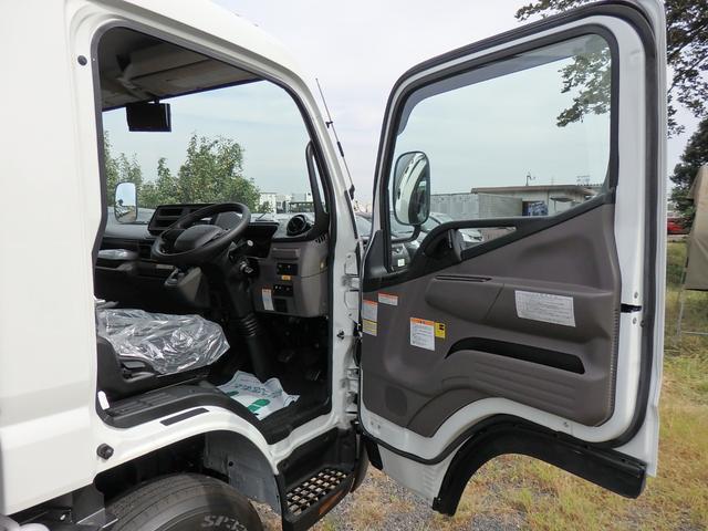 キャンター フラトップゼロ　積載３ｔ　ＡＴ車　ＮＥＷモデル　液晶メーター　左右アオリ開閉　ＮＥＷモデル　フル液晶ディスプレイ　純正バックモニター　ＬＥＤライト　衝突被害軽減ブレーキ　車線逸脱警報装置　メーカー保証継承付き　イージーアクセスキー（29枚目）