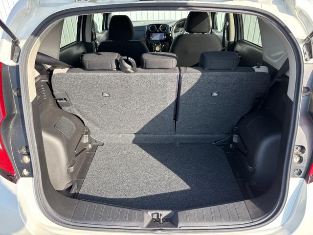 ノート ｅ－パワー　Ｘ　純正ナビ　フルセグＴＶ　ＣＤ／ＤＶＤ　Ｂｌｕｅｔｏｏｔｈ　ＳＤ　エマージェンシーブレーキ　車線逸脱警報　スマートキー　プッシュスタート　オートエアコン　ステアリングスイッチ　オートライト　ＥＴＣ（24枚目）