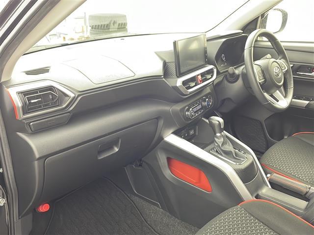 ライズ Ｚ　・純正９型ディスプレイオーディオ＆フルセグ＆ＢＴ＆ＵＳＢ・アラウンドビューモニター・衝突軽減ブレーキ・レーンキープアシスト・レーダークルーズコントロール・オートマチックハイビーム・誤発進抑制機能（13枚目）