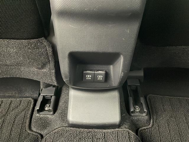 ライズ Ｚ　・純正９型ディスプレイオーディオ＆フルセグ＆ＢＴ＆ＵＳＢ・アラウンドビューモニター・衝突軽減ブレーキ・レーンキープアシスト・レーダークルーズコントロール・オートマチックハイビーム・誤発進抑制機能（35枚目）