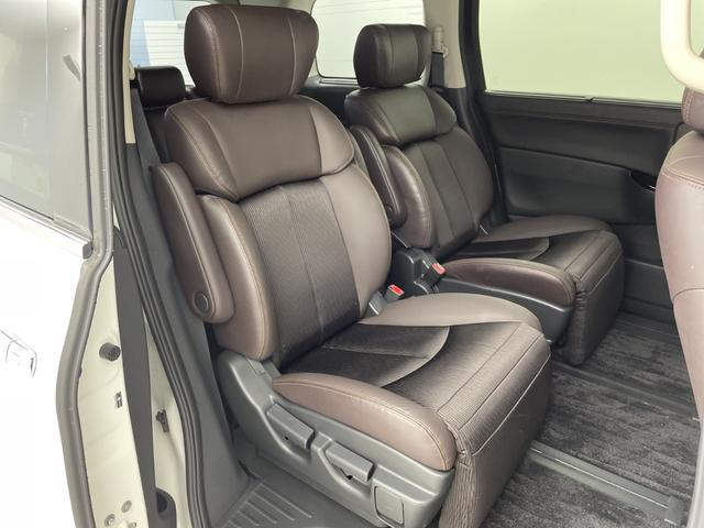 エルグランド ２５０ハイウェイスターＳ　純正ナビ　サンルーフ　レーダークルーズコントロール　両側パワースライドドア　純正ドライブレコーダー　エマージェンシーブレーキ　全方位　ＬＥＤオートライト　ＢＳＭ　ハーフレザー　純正１８インチアルミ（15枚目）