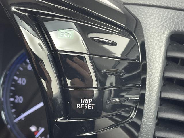 エルグランド ２５０ハイウェイスターＳ　純正ナビ　サンルーフ　レーダークルーズコントロール　両側パワースライドドア　純正ドライブレコーダー　エマージェンシーブレーキ　全方位　ＬＥＤオートライト　ＢＳＭ　ハーフレザー　純正１８インチアルミ（22枚目）