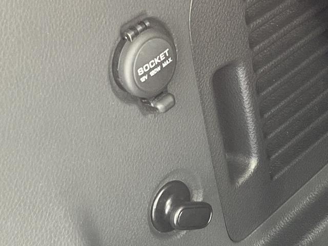 エルグランド ２５０ハイウェイスターＳ　純正ナビ　サンルーフ　レーダークルーズコントロール　両側パワースライドドア　純正ドライブレコーダー　エマージェンシーブレーキ　全方位　ＬＥＤオートライト　ＢＳＭ　ハーフレザー　純正１８インチアルミ（28枚目）