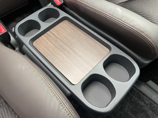 エルグランド ２５０ハイウェイスターＳ　純正ナビ　サンルーフ　レーダークルーズコントロール　両側パワースライドドア　純正ドライブレコーダー　エマージェンシーブレーキ　全方位　ＬＥＤオートライト　ＢＳＭ　ハーフレザー　純正１８インチアルミ（42枚目）