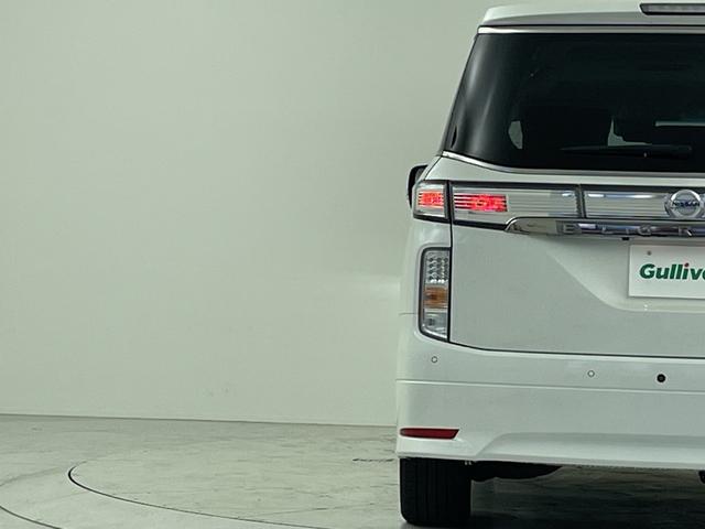 エルグランド ２５０ハイウェイスターＳ　純正ナビ　サンルーフ　レーダークルーズコントロール　両側パワースライドドア　純正ドライブレコーダー　エマージェンシーブレーキ　全方位　ＬＥＤオートライト　ＢＳＭ　ハーフレザー　純正１８インチアルミ（69枚目）