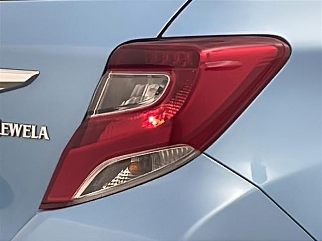 ヴィッツ ジュエラ　純正ＨＤＤナビ　ＣＤ／ＤＶＤ／ＡＵＸ　バックカメラ　前方ドライブレコーダー　横滑り防止装置　盗難防止装置　ＥＴＣ　スマートキー　プッシュスタート　電動格納ミラー　Ｗエアバッグ　純正フロアマット（39枚目）