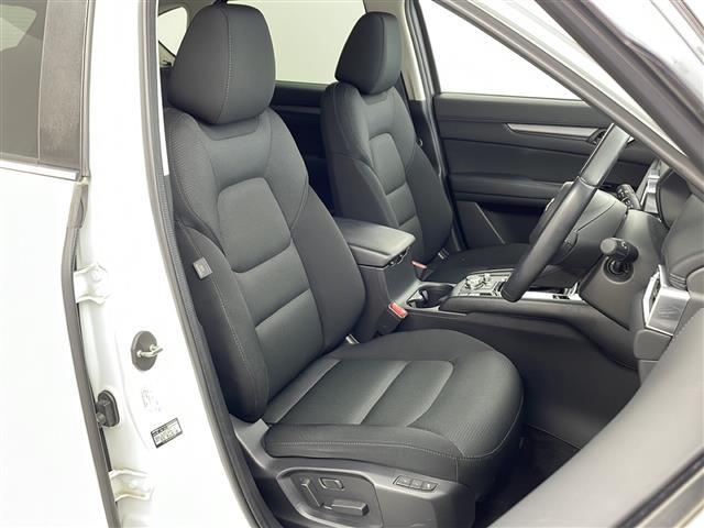ＣＸ－５ ＸＤ　プロアクティブ　純正ナビ・フルセグ・ＢＴ・ＢＯＳＥ・バックカメラ・ＥＴＣ・ドラレコ・レーダークルーズコントロール・レーンキープアシスト・車間認知機能・ＢＳＭ・標識認識機能・シートヒーター・パワーシート・電動リアゲート（9枚目）