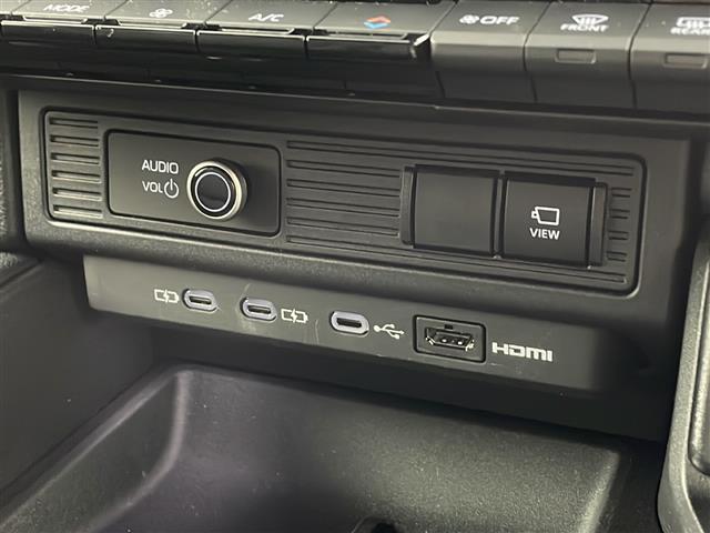 ランドクルーザー２５０ ＶＸ　純正１２．３インチＤＡ　サンルーフ　３６０カメラ　ＰＣＳ　レザーシート　ＢＳＭ　デジタルインナーミラー　クリアランスソナー　衝突軽減　レーンアシスト　パワーバックドア　前後ドラレコ　ＰＤＡ　ＥＴＣ（31枚目）