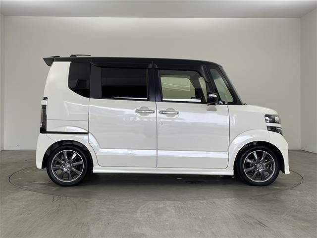 Ｎ－ＢＯＸカスタム Ｇ・ターボＬパッケージ　社外メモリナビ・フルセグ・クルーズコントロール・バックカメラ・ＥＴＣ・パドルシフト・両側電動スライドドア・純正１５インチアルミホイール・純正フロアマット・ＨＩＤオートライト・フォグランプ・スペアキー（7枚目）