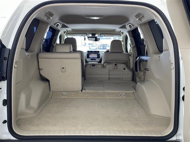 ランドクルーザープラド ＴＸ　Ｌパッケージ　４ＷＤ　純正ナビ　トヨタセーフティセンス　パノラミックビューモニター　バックカメラ　サンルーフ　テレビキャンセラー　ドライブレコーダー　パワーシート　シートヒーター　ベンチレーション　レザーシート（13枚目）