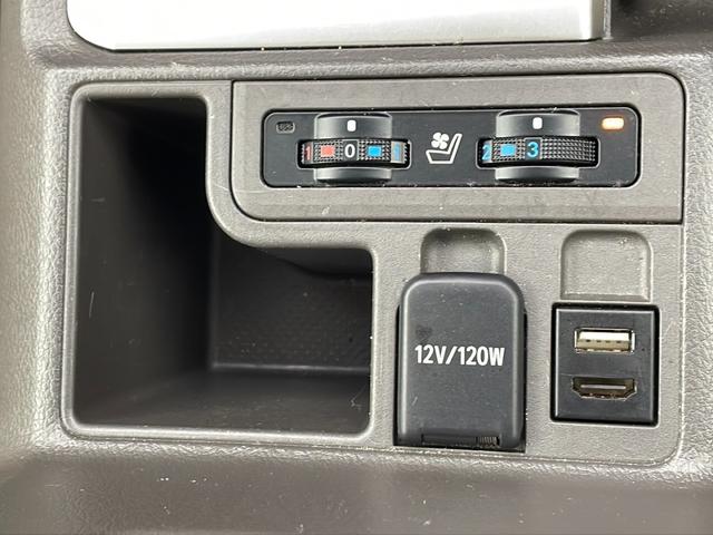 ランドクルーザープラド ＴＸ　Ｌパッケージ　４ＷＤ　純正ナビ　トヨタセーフティセンス　パノラミックビューモニター　バックカメラ　サンルーフ　テレビキャンセラー　ドライブレコーダー　パワーシート　シートヒーター　ベンチレーション　レザーシート（69枚目）
