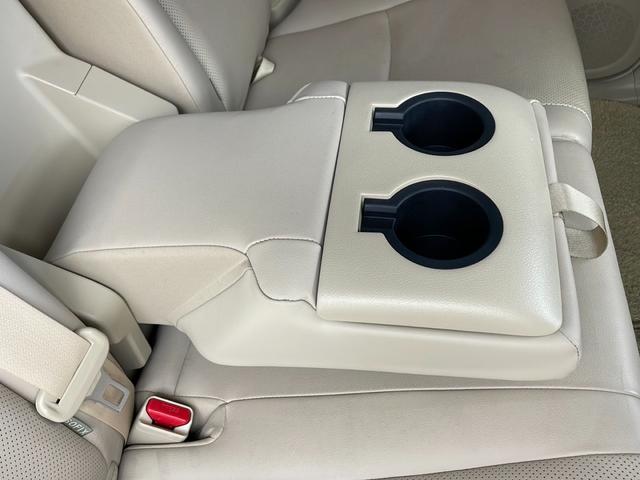 ランドクルーザープラド ＴＸ　Ｌパッケージ　４ＷＤ　純正ナビ　トヨタセーフティセンス　パノラミックビューモニター　バックカメラ　サンルーフ　テレビキャンセラー　ドライブレコーダー　パワーシート　シートヒーター　ベンチレーション　レザーシート（78枚目）