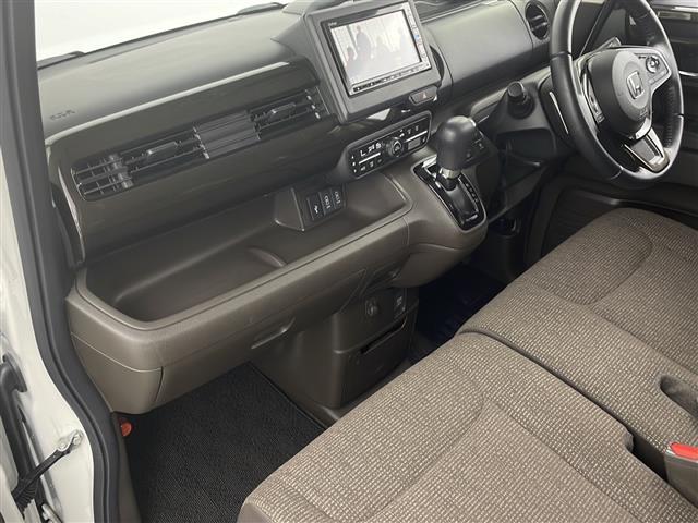 Ｎ－ＢＯＸ Ｌ・ターボ　・ワンオーナー・衝突軽減ブレーキ・コーナーセンサー・純正ナビ・フルセグ・Ｂｌｕｅｔｏｏｔｈ・ＤＶＤ再生・Ａｐｐｌｅ　ＣａｒＰｌａｙ・両側パワスラ・前後ドラレコ・バックカメラ・ＥＴＣ２．０・ＬＥＤライト（12枚目）