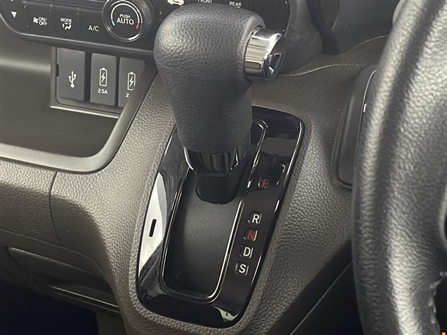 Ｎ－ＢＯＸ Ｌ・ターボ　・ワンオーナー・衝突軽減ブレーキ・コーナーセンサー・純正ナビ・フルセグ・Ｂｌｕｅｔｏｏｔｈ・ＤＶＤ再生・Ａｐｐｌｅ　ＣａｒＰｌａｙ・両側パワスラ・前後ドラレコ・バックカメラ・ＥＴＣ２．０・ＬＥＤライト（28枚目）