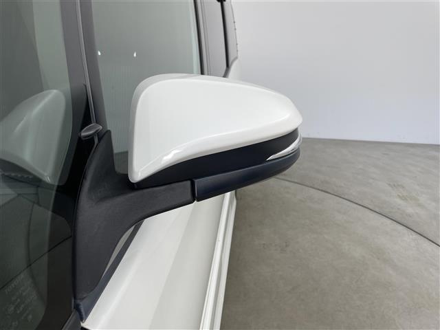 ヴォクシー ハイブリッドＺＳ　純正９インチナビ＆ＴＶ＆ＣＤ＆ＢＴ　バックカメラ　パワースライドドア　トヨタセーフティセンス　ビルトインＥＴＣ　クルーズコントロール　スマートキー　シートヒーター　オートマチックハイビーム（41枚目）