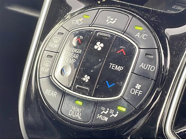 エスクァイア ハイブリッドＧｉ　純正９インチナビ　ＴＶ　フリップダウンモニター　バックカメラ　ＥＴＣ　両側パワースライドドア　プリクラッシュセーフティ　レーンディパチャーアラート　オートマチックハイビーム　シートヒーター　カワシート（30枚目）