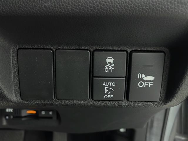 シャトル ハイブリッド　純正ナビ・バックカメラ・ビルトインＥＴＣ・ドライブレコーダー・ＬＥＤオートライト・純正フロアマット・ドアバイザー・電動格納ミラー・横滑り防止・ＥＣＯＮ・スマートキー・スペアキー・プッシュスタート（31枚目）