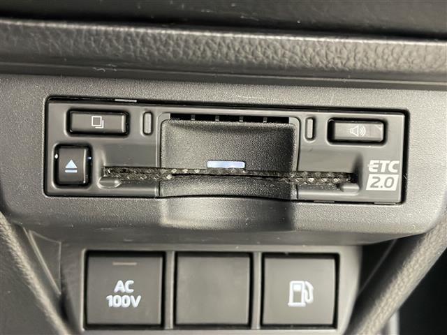 プリウス Ｕ　純正ディスプレイオーディオ　フルセグＴＶ　Ｔｏｙｏｔａ　Ｓａｆｅｔｙ　Ｓｅｎｓｅ　パノラミックビューモニター　ブラインドスポットモニター　ＬＥＤオートライト　ＡＣ１００Ｖ充電　ビルトインＥＴＣ２．０（29枚目）