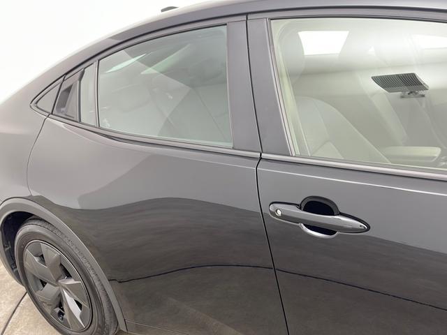 プリウス Ｕ　純正ディスプレイオーディオ　フルセグＴＶ　Ｔｏｙｏｔａ　Ｓａｆｅｔｙ　Ｓｅｎｓｅ　パノラミックビューモニター　ブラインドスポットモニター　ＬＥＤオートライト　ＡＣ１００Ｖ充電　ビルトインＥＴＣ２．０（47枚目）