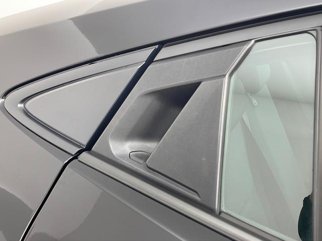 プリウス Ｕ　純正ディスプレイオーディオ　フルセグＴＶ　Ｔｏｙｏｔａ　Ｓａｆｅｔｙ　Ｓｅｎｓｅ　パノラミックビューモニター　ブラインドスポットモニター　ＬＥＤオートライト　ＡＣ１００Ｖ充電　ビルトインＥＴＣ２．０（48枚目）