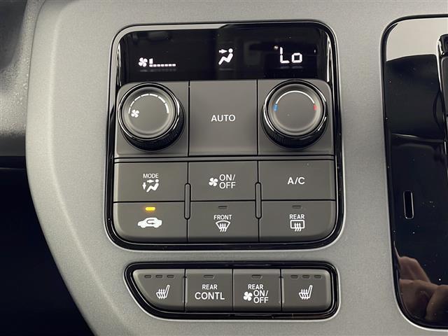フリード ｅ：ＨＥＶクロスター　純正ナビ　バックカメラ　Ｈｏｎｄａ　ＳＥＮＳＩＮＧ　ブラインドスポットモニター　両側パワースライドドア　電動パーキングブレーキ　ＢＲＳＫＥ　ＨＯＬＤ　ＬＥＤヘッドライト　純正アルミホイールタイヤ（33枚目）