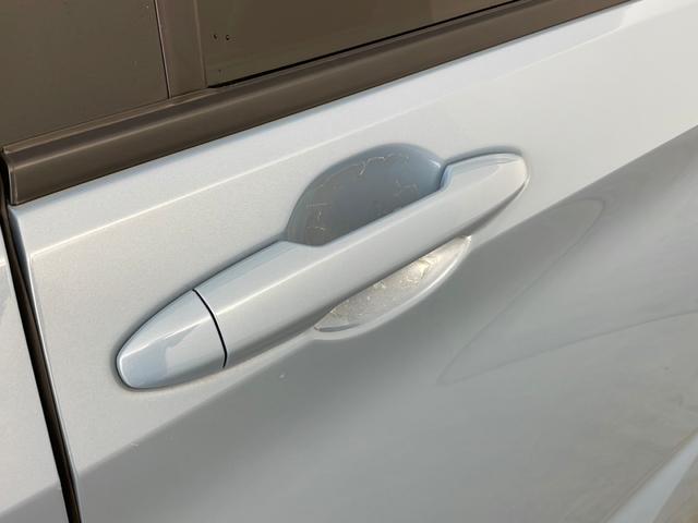 フリードハイブリッド ハイブリッド・Ｇホンダセンシング　純正ナビ　バックカメラ　ホンダセンシング　コーナーセンサー　両側パワースライドドア　ＬＥＤヘッドライト　ロールサンシェード　シートヒーター　純正前方ドライブレコーダー　ビルトインＥＴＣ　スペアキー（49枚目）