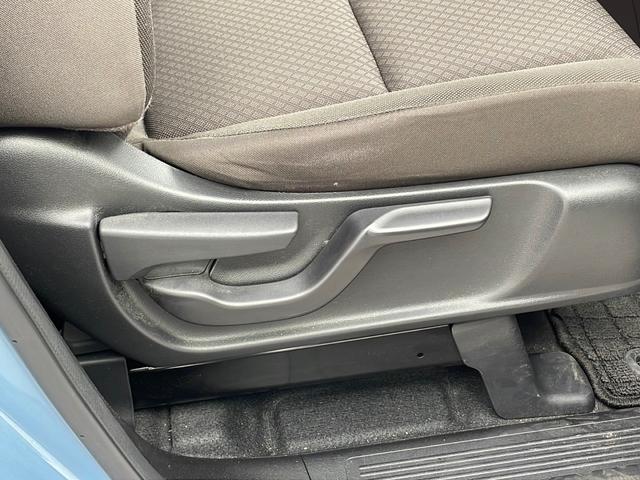 フリードハイブリッド ハイブリッド・Ｇホンダセンシング　純正ナビ　バックカメラ　ホンダセンシング　コーナーセンサー　両側パワースライドドア　ＬＥＤヘッドライト　ロールサンシェード　シートヒーター　純正前方ドライブレコーダー　ビルトインＥＴＣ　スペアキー（71枚目）