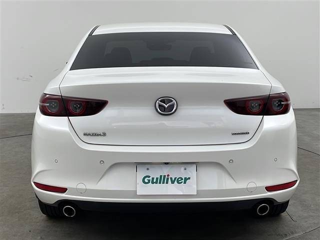 MAZDA3セダン XDプロアクティブ ツーリングセレクション 純正ナビ 全方位カメラ 衝突軽減ブレーキ レーダークルーズコントロール レーンキープアシスト パーキングセンサー パワーバックドア ヘッドアップディスプレイ ステアリングヒーター 純正ドラレコ ETC(5枚目)