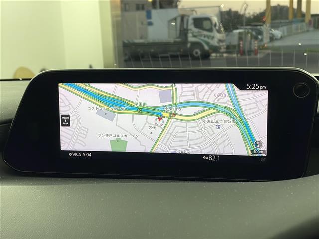 MAZDA3セダン XDプロアクティブ ツーリングセレクション 純正ナビ 全方位カメラ 衝突軽減ブレーキ レーダークルーズコントロール レーンキープアシスト パーキングセンサー パワーバックドア ヘッドアップディスプレイ ステアリングヒーター 純正ドラレコ ETC(22枚目)