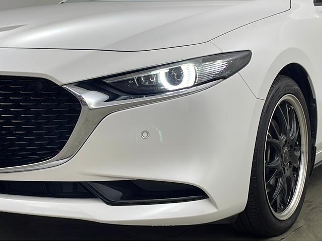 MAZDA3セダン XDプロアクティブ ツーリングセレクション 純正ナビ 全方位カメラ 衝突軽減ブレーキ レーダークルーズコントロール レーンキープアシスト パーキングセンサー パワーバックドア ヘッドアップディスプレイ ステアリングヒーター 純正ドラレコ ETC(45枚目)