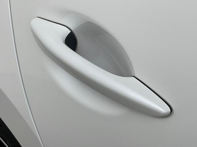 MAZDA3セダン XDプロアクティブ ツーリングセレクション 純正ナビ 全方位カメラ 衝突軽減ブレーキ レーダークルーズコントロール レーンキープアシスト パーキングセンサー パワーバックドア ヘッドアップディスプレイ ステアリングヒーター 純正ドラレコ ETC(51枚目)