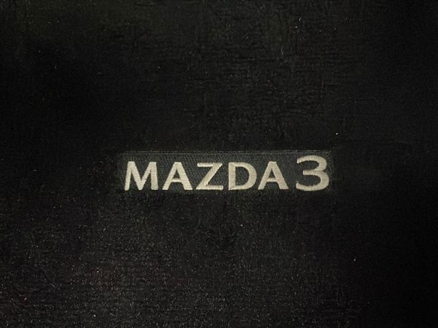 MAZDA3セダン XDプロアクティブ ツーリングセレクション 純正ナビ 全方位カメラ 衝突軽減ブレーキ レーダークルーズコントロール レーンキープアシスト パーキングセンサー パワーバックドア ヘッドアップディスプレイ ステアリングヒーター 純正ドラレコ ETC(77枚目)