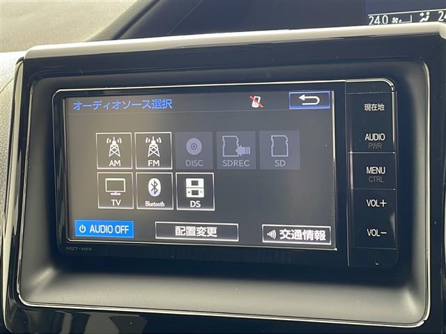 ヴォクシー ＺＳ　ナビ　ＴＶ　バックカメラ　ビルトインＥＴＣ　左側パワースライドドア　ＬＥＤヘッドライト　オートライト　フォグランプ　プッシュスタート　スマートキー　純正１６インチアルミホイール　革巻きステアリング（25枚目）