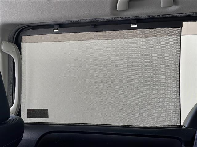 ヴォクシー ＺＳ　ナビ　ＴＶ　バックカメラ　ビルトインＥＴＣ　左側パワースライドドア　ＬＥＤヘッドライト　オートライト　フォグランプ　プッシュスタート　スマートキー　純正１６インチアルミホイール　革巻きステアリング（34枚目）