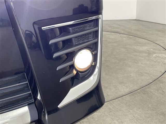 ヴォクシー ＺＳ　ナビ　ＴＶ　バックカメラ　ビルトインＥＴＣ　左側パワースライドドア　ＬＥＤヘッドライト　オートライト　フォグランプ　プッシュスタート　スマートキー　純正１６インチアルミホイール　革巻きステアリング（39枚目）