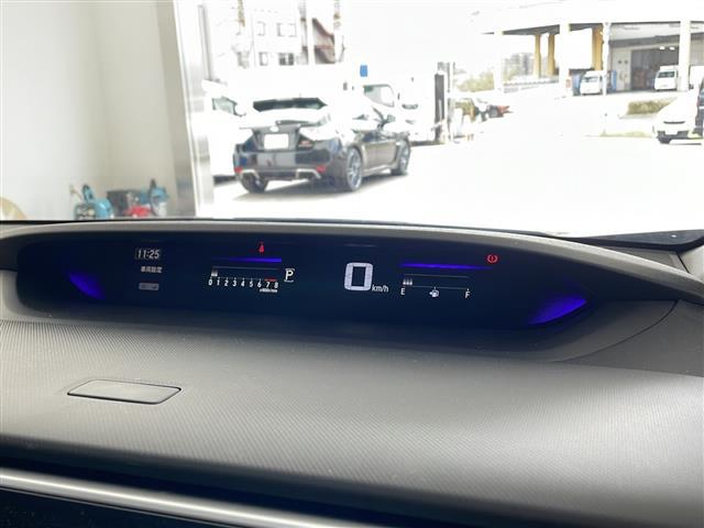 ステップワゴンスパーダ スパーダ・クールスピリット　ホンダセンシング　・ワンオーナー・Ｈｏｎｄａ　ＳＥＮＳＩＮＧ・純正７インチメモリナビ＆フルセグ＆ＢＴ＆ＵＳＢ＆ＤＶＤ＆ＵＳＢ・バックカメラ・両側パワースライドドア・パドルシフト・前席シートヒーター・ステアリングスイッチ（21枚目）